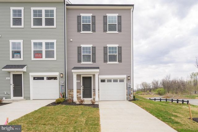 519 FONTANA CIR, Martinsburg, WV 25403