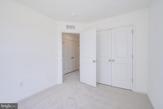 519 FONTANA CIR, Martinsburg, WV 25403