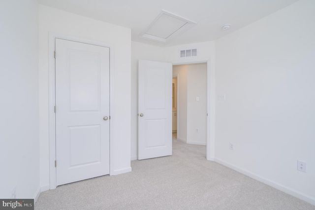 519 FONTANA CIR, Martinsburg, WV 25403