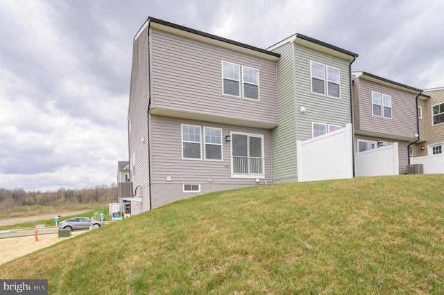 519 FONTANA CIR, Martinsburg, WV 25403