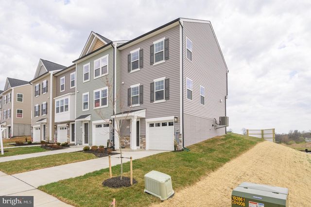 519 FONTANA CIR, Martinsburg, WV 25403