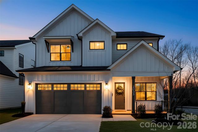 2033 South Street, Charlotte, NC 28208