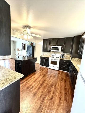 233 PHLOX Avenue, Redlands, CA 92373
