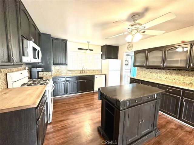 233 PHLOX Avenue, Redlands, CA 92373