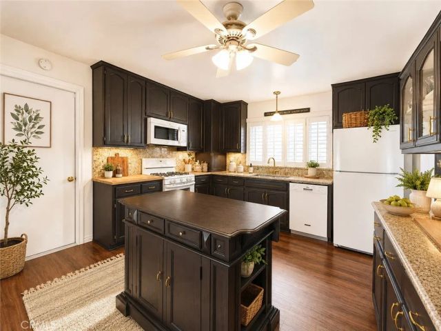 233 PHLOX Avenue, Redlands, CA 92373