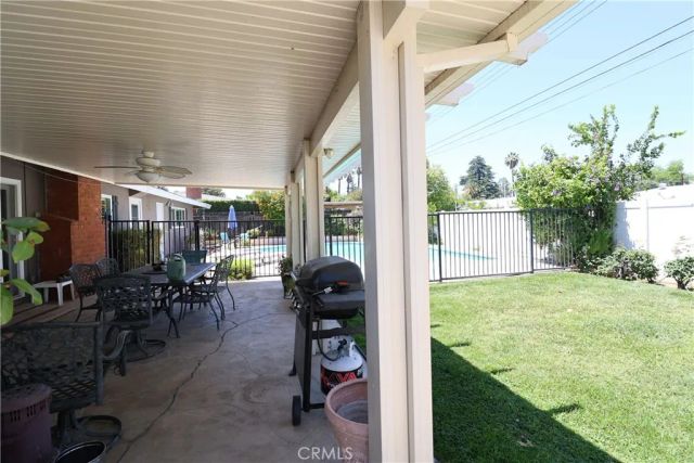 233 PHLOX Avenue, Redlands, CA 92373