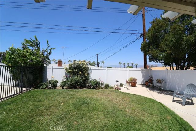 233 PHLOX Avenue, Redlands, CA 92373