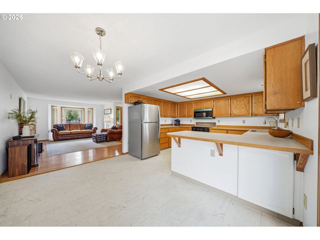 11223 Se Clinton St, Portland, OR 97266