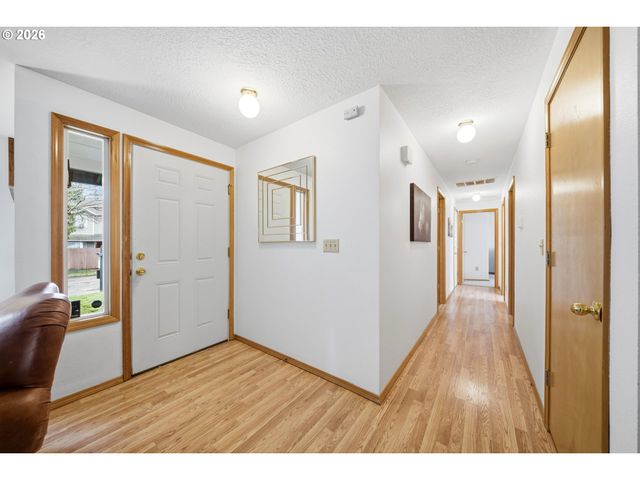 11223 Se Clinton St, Portland, OR 97266