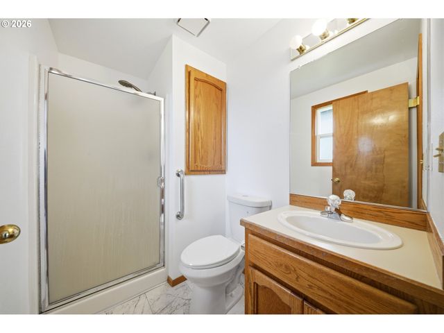 11223 Se Clinton St, Portland, OR 97266