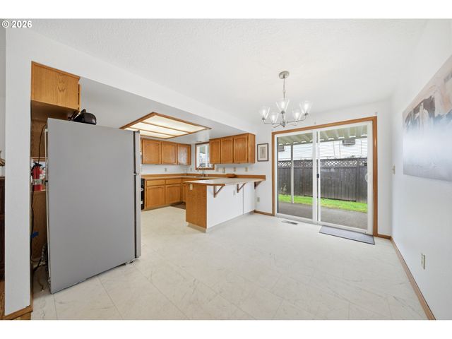 11223 Se Clinton St, Portland, OR 97266