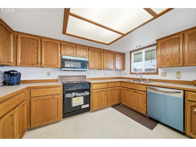 11223 Se Clinton St, Portland, OR 97266