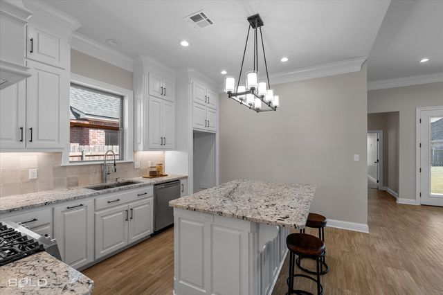 5132 Tensas Drive, Bossier City, LA 71111