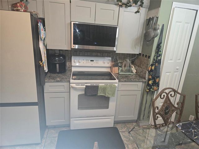 679 MIDORI STREET, Orlando, FL 32811