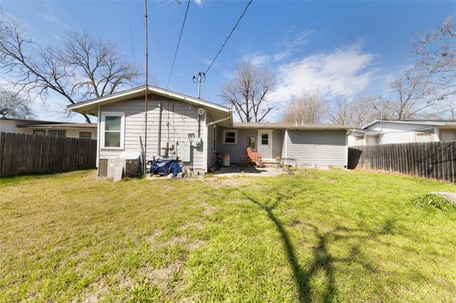 936 Cheatham ST, San Marcos, TX 78666
