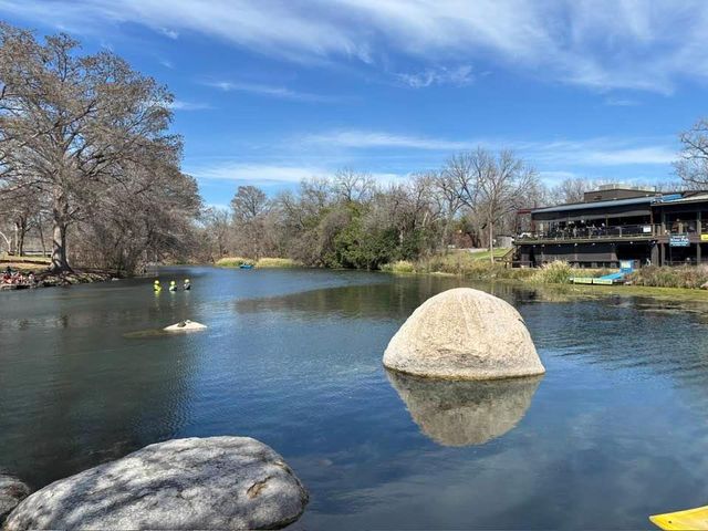936 Cheatham ST, San Marcos, TX 78666