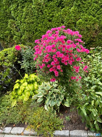 33 Old Field Hill Road 21, Southbury, CT 06488