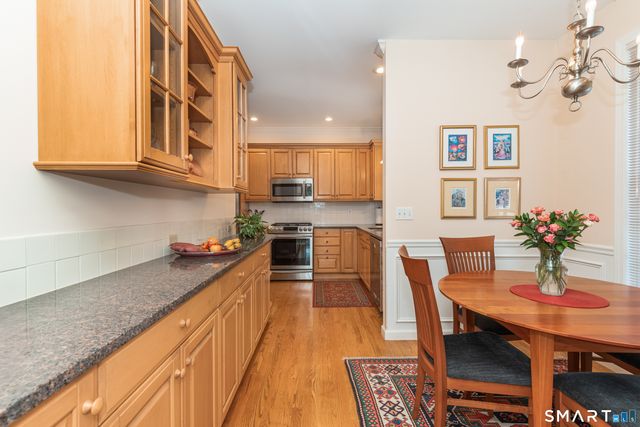 33 Old Field Hill Road 21, Southbury, CT 06488