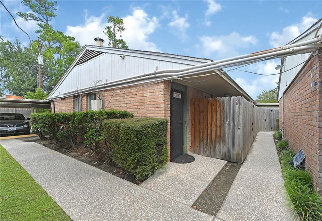 1529 Wirt Road 19, Houston, TX 77055