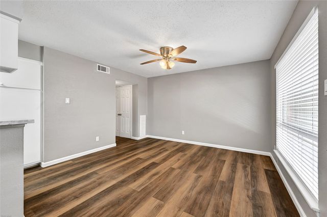 1529 Wirt Road 19, Houston, TX 77055