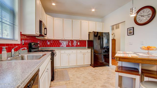 14 Redbud Lane, Howell, NJ 07731