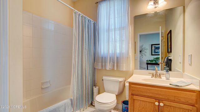 14 Redbud Lane, Howell, NJ 07731