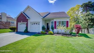14 Redbud Lane, Howell, NJ 07731