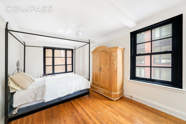 235 E 22nd St Apt 12T, New York City, NY 10010