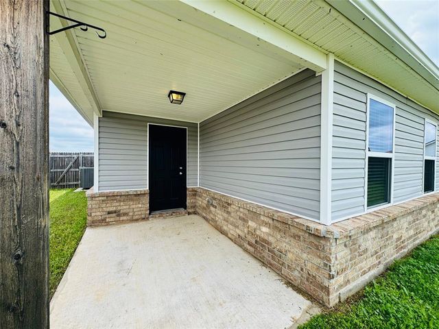 1814 S 14th Street, Broken Arrow, OK 74012