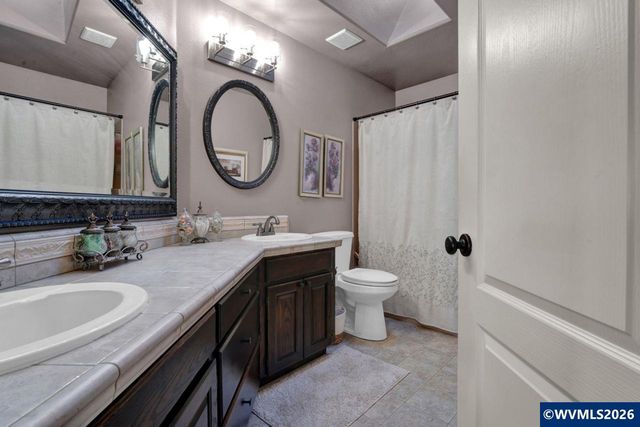 2995 Molalla Rd, Woodburn, OR 97071