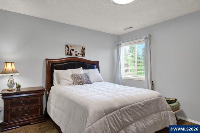 2995 Molalla Rd, Woodburn, OR 97071