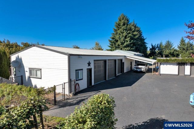2995 Molalla Rd, Woodburn, OR 97071
