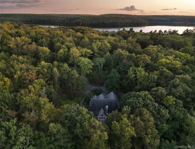 51 Homestead Trail, White Lake, NY 12786