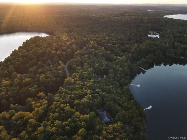 51 Homestead Trail, White Lake, NY 12786