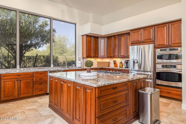 13331 E DEL TIMBRE Drive, Scottsdale, AZ 85259