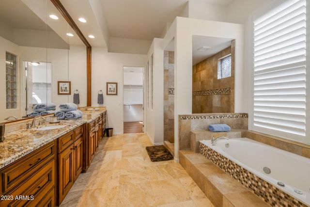 13331 E DEL TIMBRE Drive, Scottsdale, AZ 85259