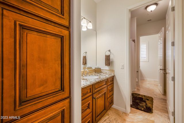 13331 E DEL TIMBRE Drive, Scottsdale, AZ 85259