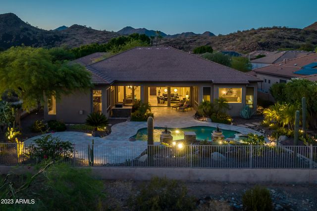13331 E DEL TIMBRE Drive, Scottsdale, AZ 85259