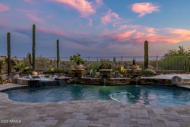 13331 E DEL TIMBRE Drive, Scottsdale, AZ 85259