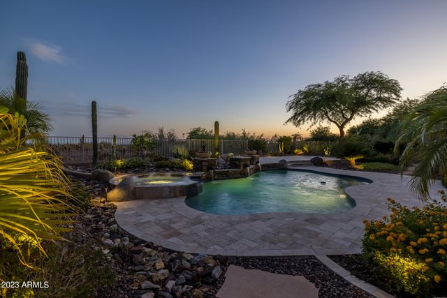 13331 E DEL TIMBRE Drive, Scottsdale, AZ 85259