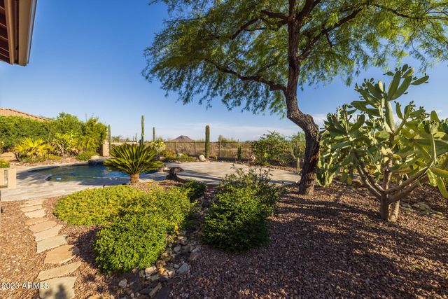 13331 E DEL TIMBRE Drive, Scottsdale, AZ 85259