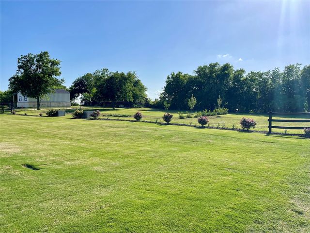 6025 Bella Terra Lane, Godley, TX 76044