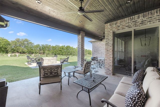 6025 Bella Terra Lane, Godley, TX 76044