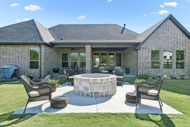 6025 Bella Terra Lane, Godley, TX 76044