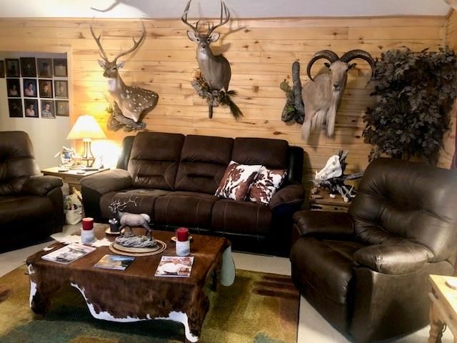 36 Kalyn Road, Huntsville, TX 77340