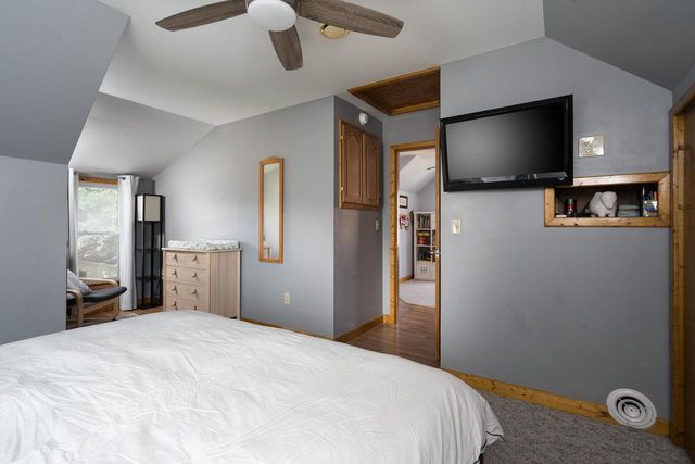 2902 E Allerton AVENUE, Saint Francis, WI 53235