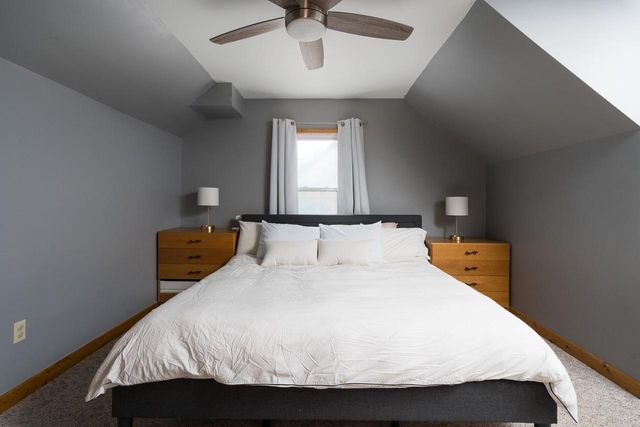 2902 E Allerton AVENUE, Saint Francis, WI 53235