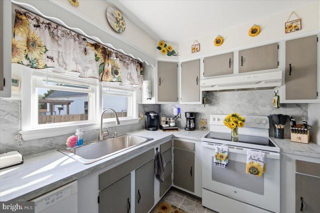 21647 CAMPER CIR, Tilghman, MD 21671