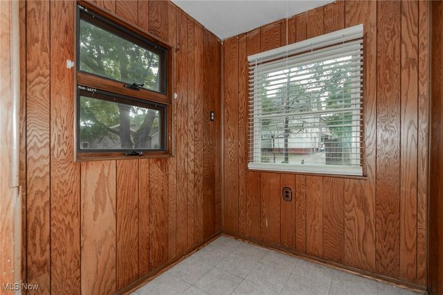 834 Kenyon Street, Akron, OH 44311