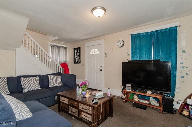 834 Kenyon Street, Akron, OH 44311